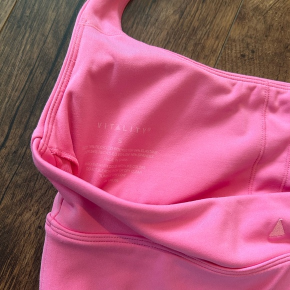 Vitality halter sports bra - Picture 3 of 4